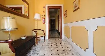Tower 2* Пиза